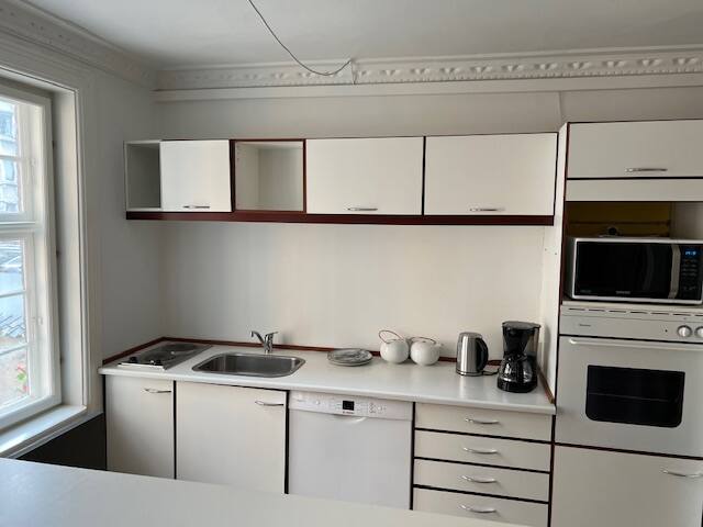 Cozy townhouse next to King’s Garden gallery image 2