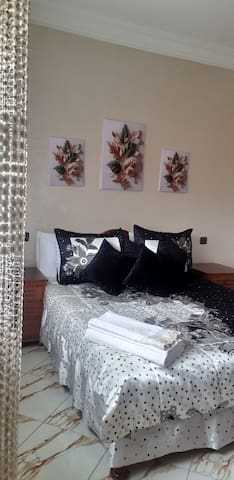 Entire home with 2 bedrooms in Tanger - Appartement à louer Tanger Maroc avec fibre