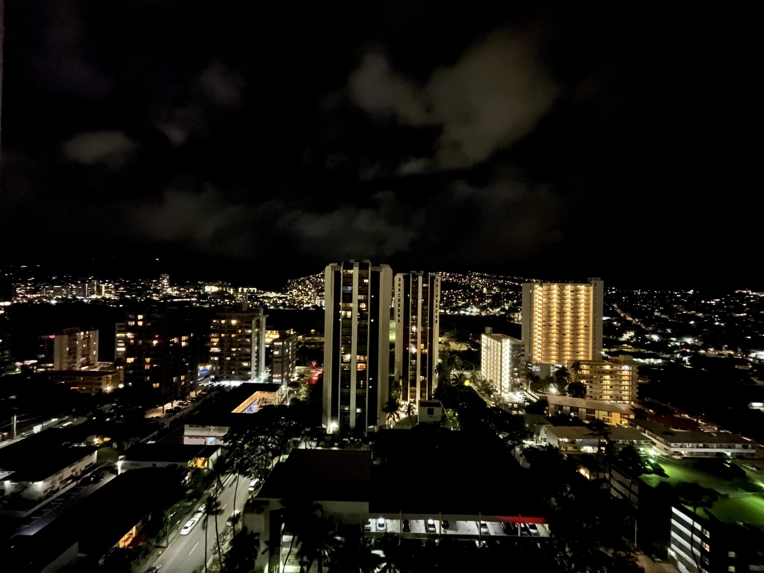 Condo in Honolulu · ★4.89 · 1 bedroom · 3 beds · 1 bath - Image 51