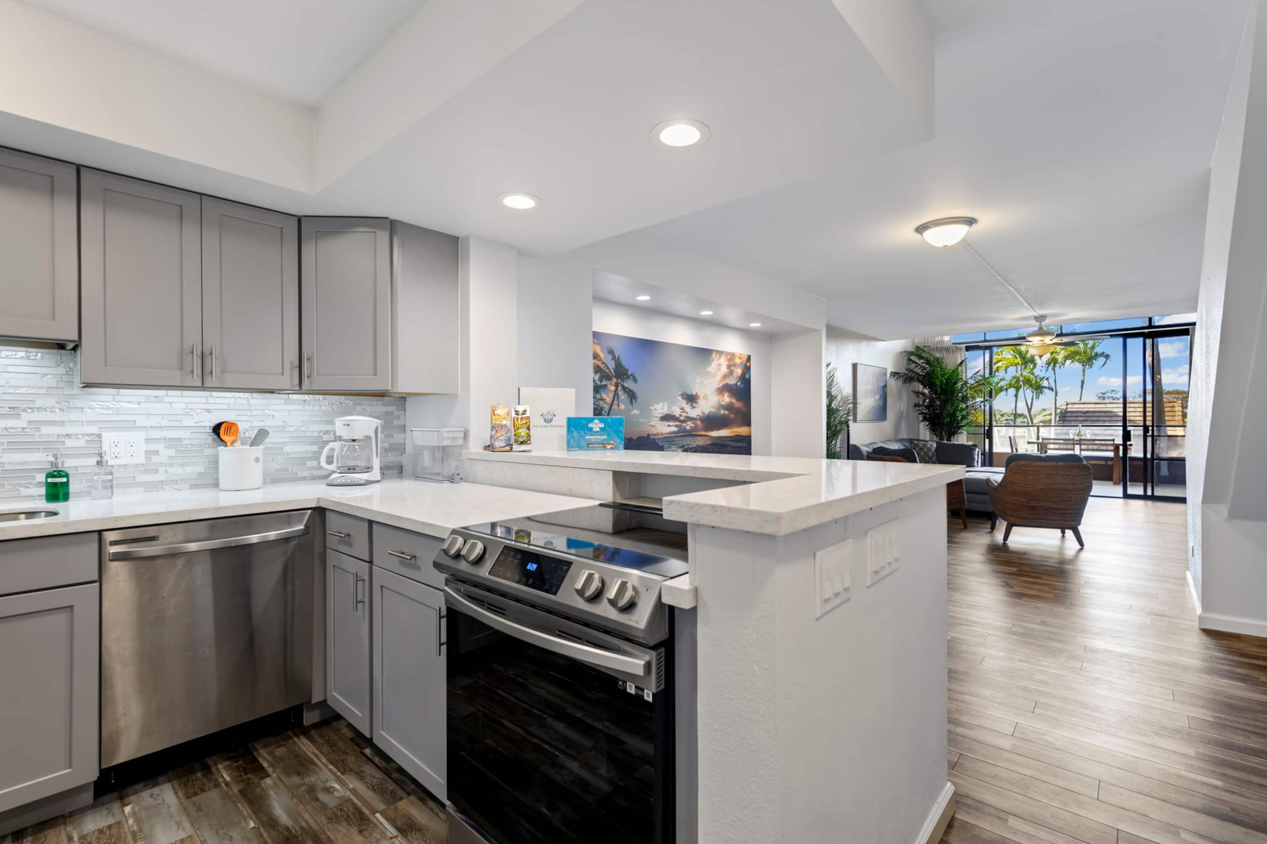 Condo in Lahaina · ★4.96 · 2 bedrooms · 2 beds · 2 private baths - Image 20