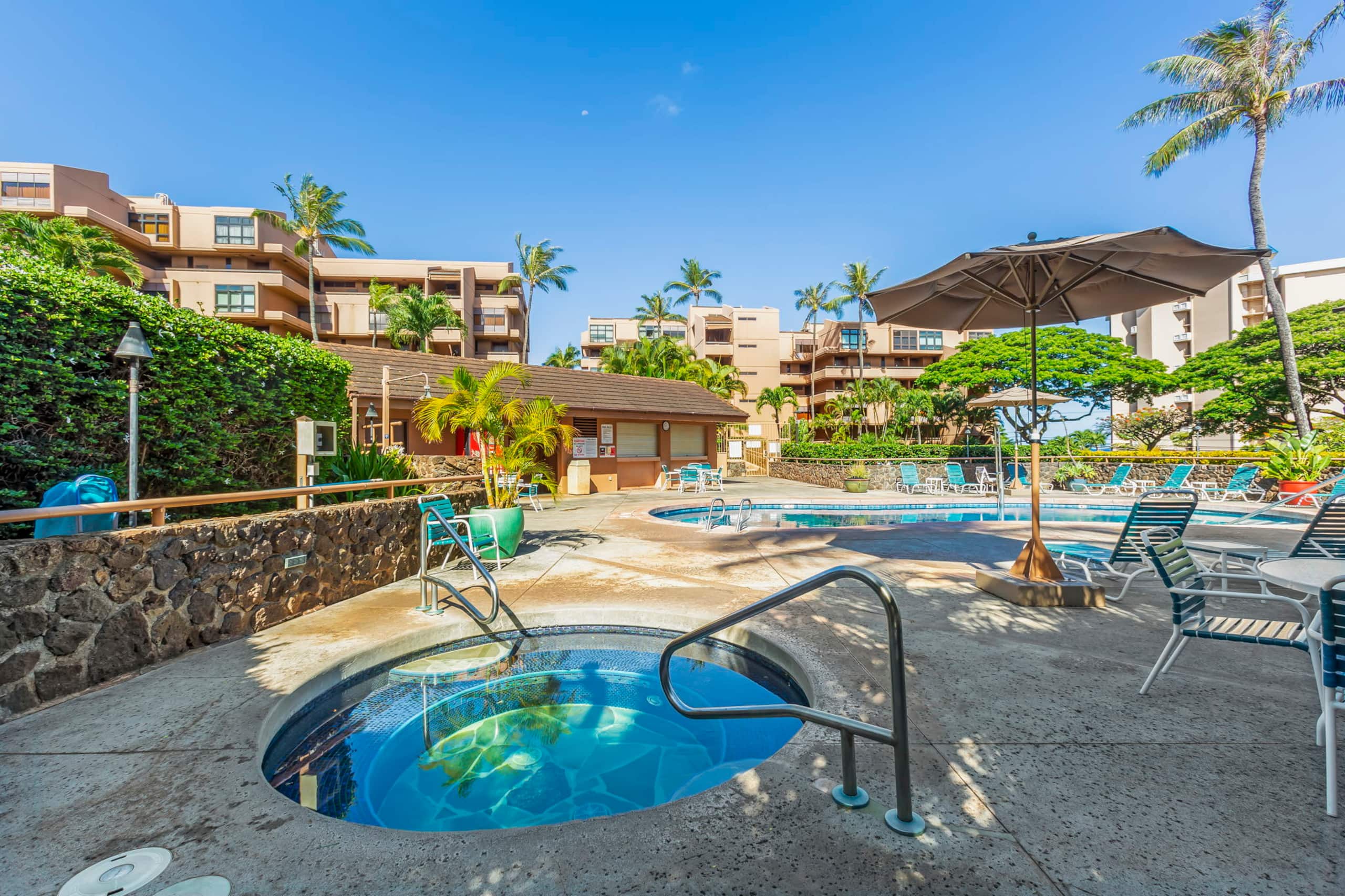 Condo in Lahaina · ★4.96 · 2 bedrooms · 2 beds · 2 private baths - Image 43