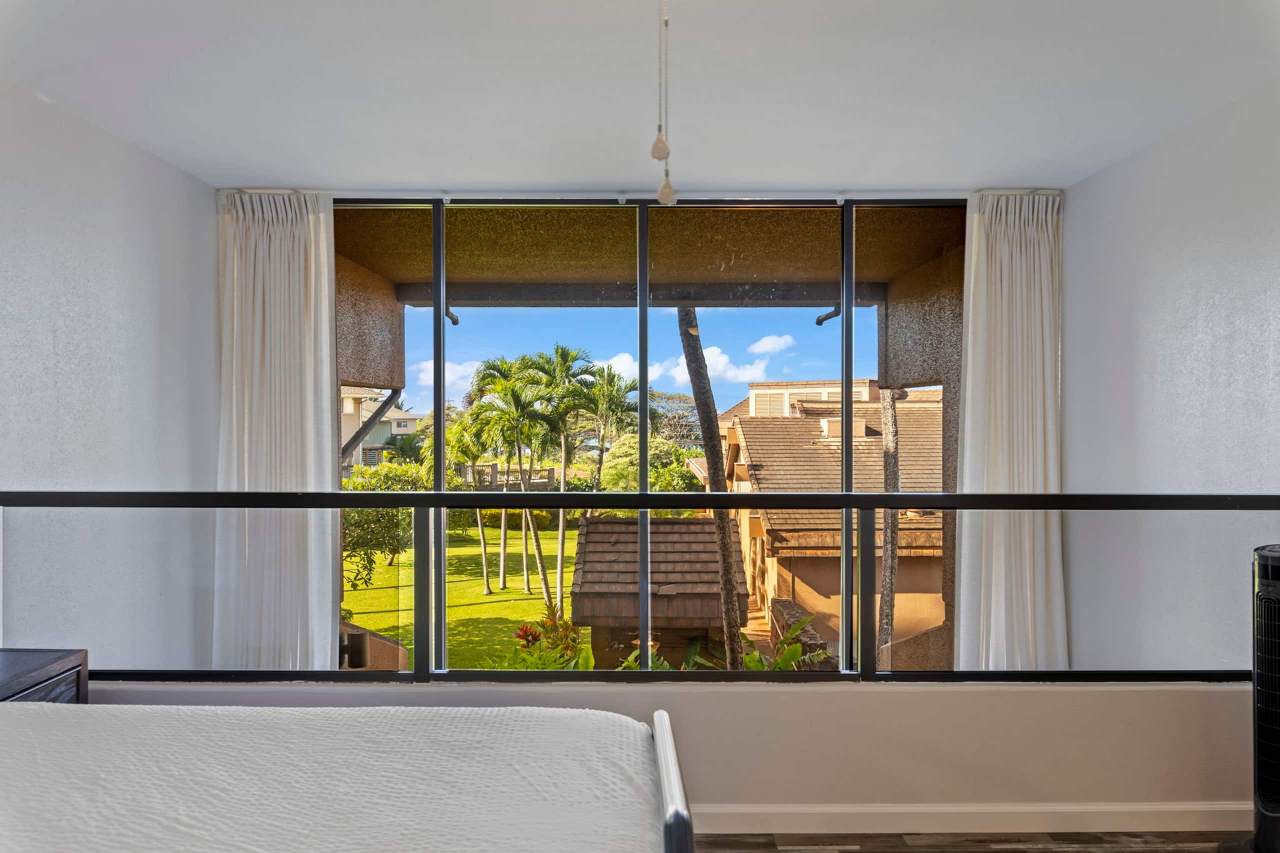 Condo in Lahaina · ★4.96 · 2 bedrooms · 2 beds · 2 private baths - Image 34