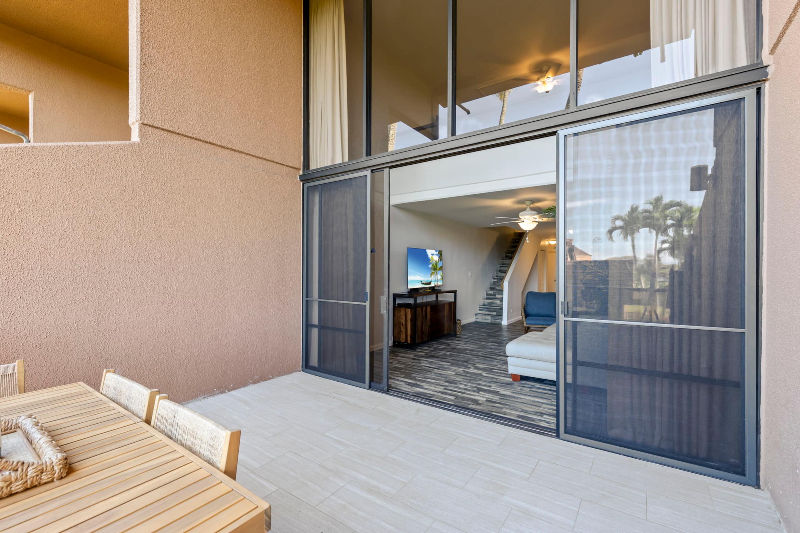 Condo in Lahaina · ★4.96 · 2 bedrooms · 2 beds · 2 private baths - Image 13
