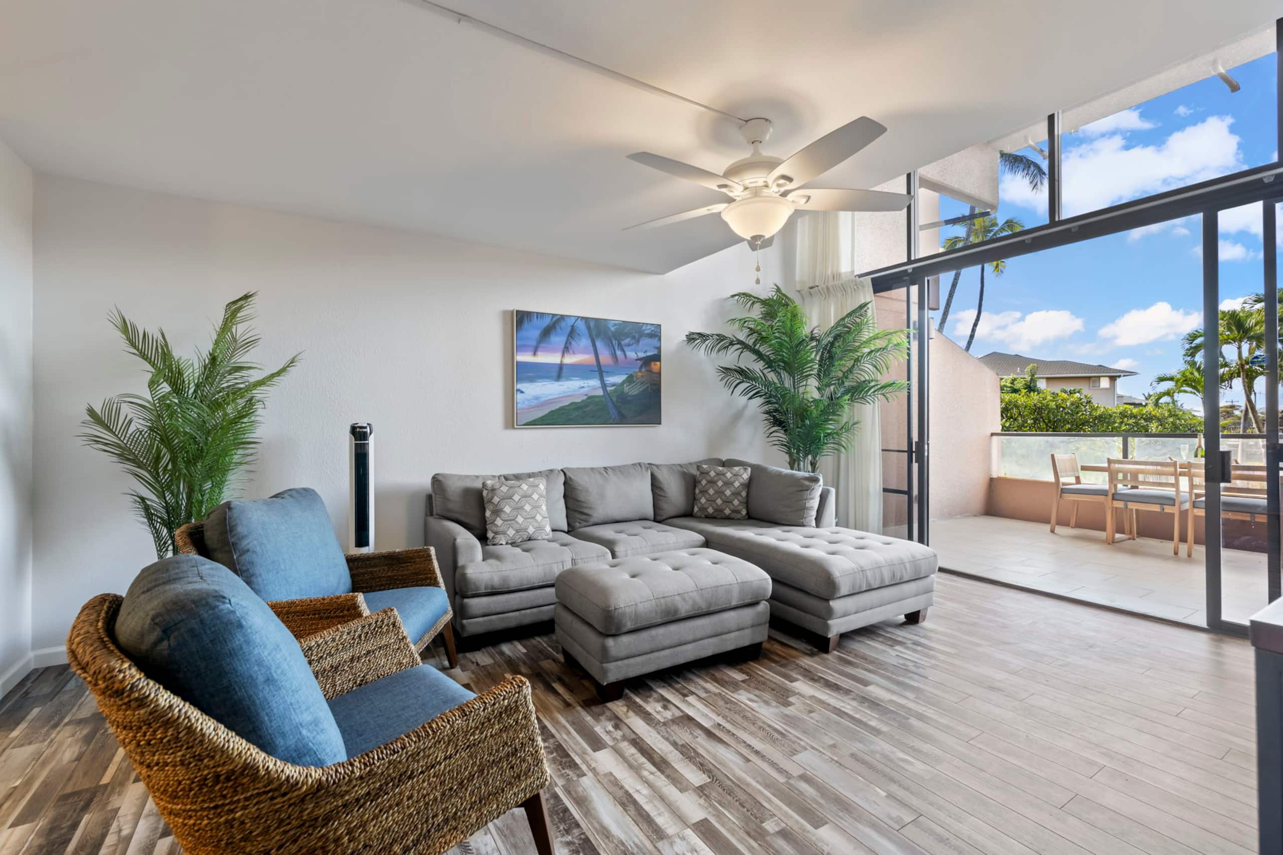 Condo in Lahaina · ★4.96 · 2 bedrooms · 2 beds · 2 private baths - Image 8