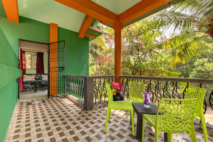 1bhk | 4 Min Ride To Majorda Beach - Goa