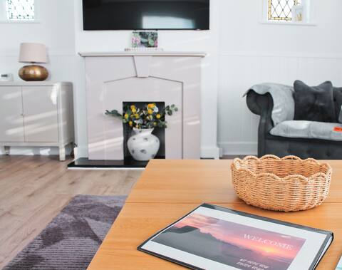 Successful Airbnb property: The LOT, In the seaside town of Perranporth. in Perranzabuloe
