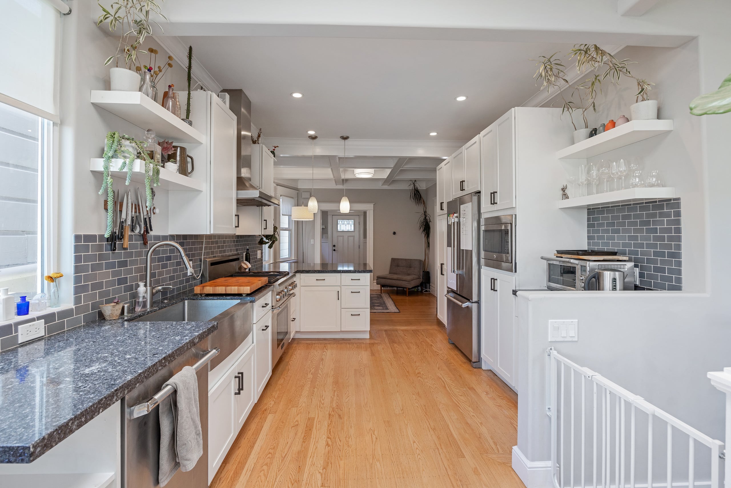 Home in San Francisco · ★5.0 · 3 bedrooms · 4 beds · 3 baths - Image 10