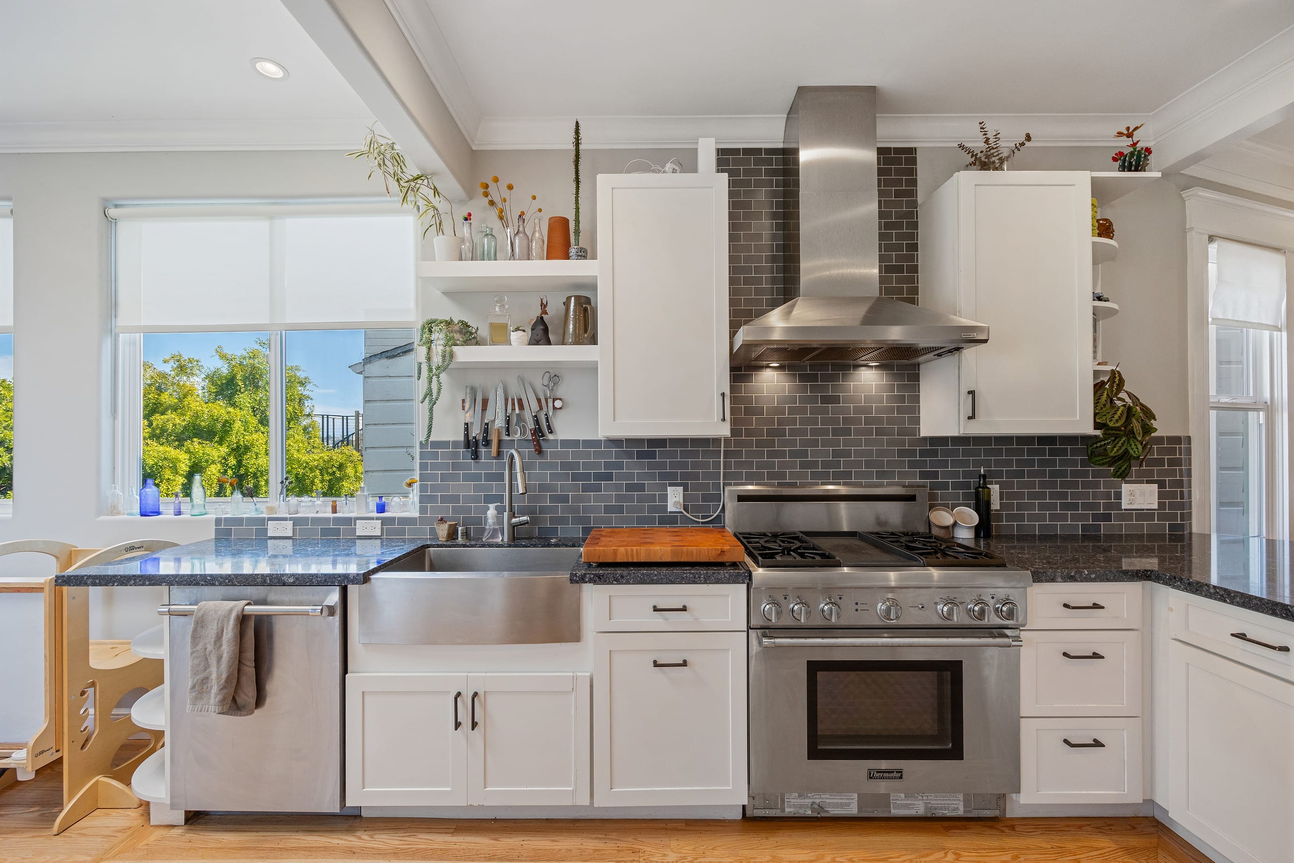 Home in San Francisco · ★5.0 · 3 bedrooms · 4 beds · 3 baths - Image 7