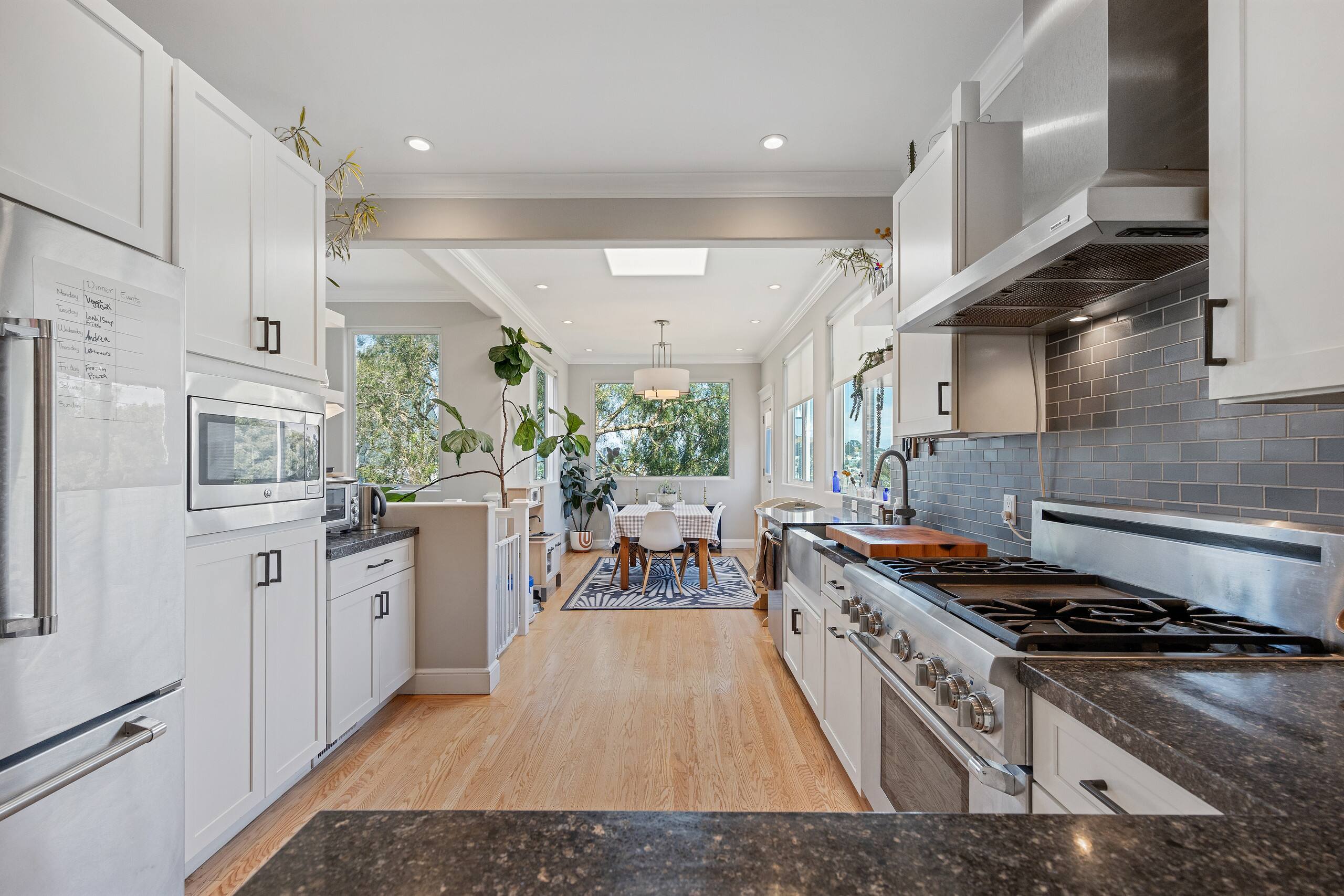 Home in San Francisco · ★5.0 · 3 bedrooms · 4 beds · 3 baths - Image 6