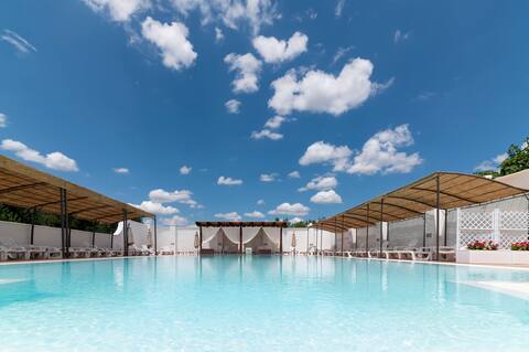 Masseria Triglie, Tegole