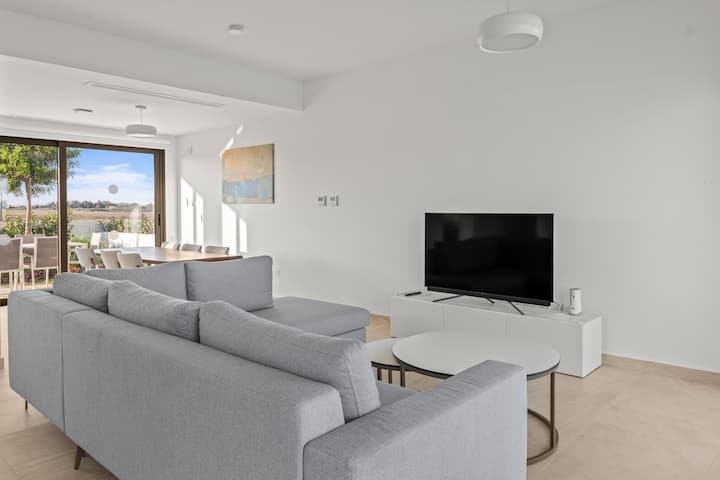 Serenity Waves Villa 12 - Мазотос