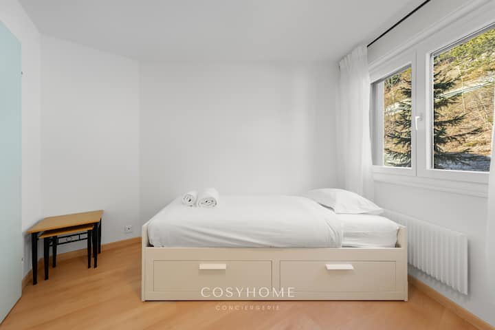 Овој единечен кревет се претвора во двоен кревет