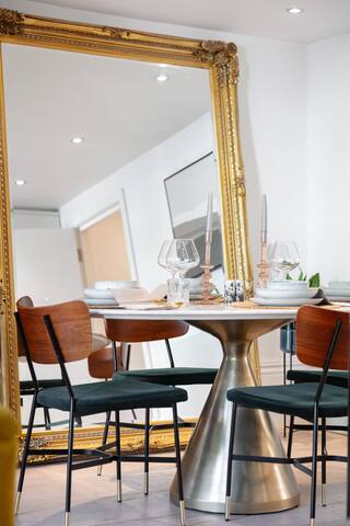 Kensington Gardens-Hyde Park Haven gallery image 2