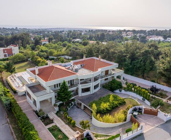 Elysium Mediterranean Estate gallery image 2