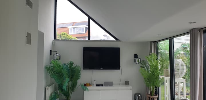 Lovely 2-br Villa With Garden - Amsterdam