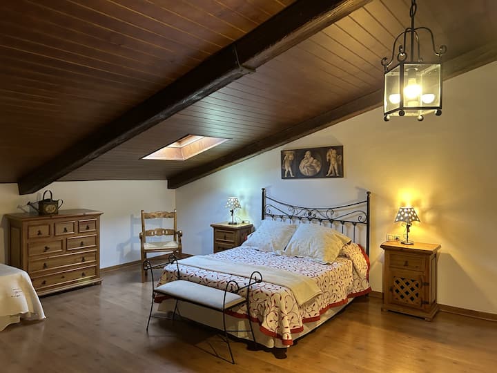 غرفة النوم 1