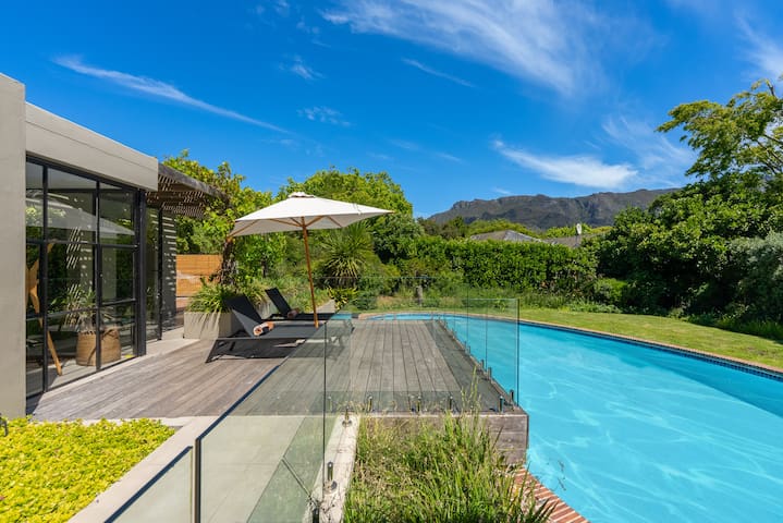 Villa Groevenbeek by Steadfast Collection gallery image 2