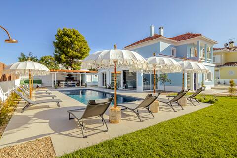 NEW  Blue Beach Villa