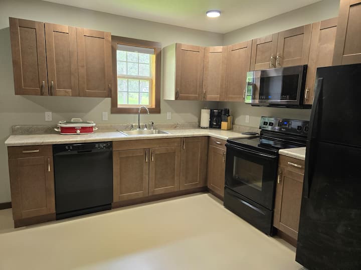 New 2 Bedroom, 1 Bath Cabin - Nevis, MN