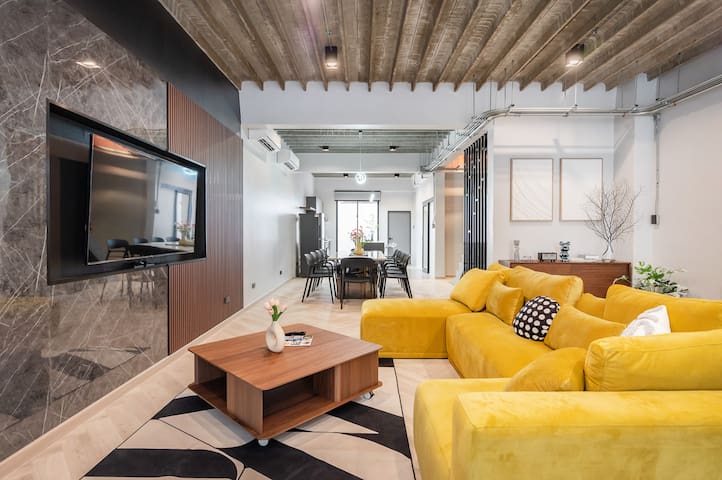 BrandNewHouse_300m-BTS Phrom Phong &Emquartier_S35