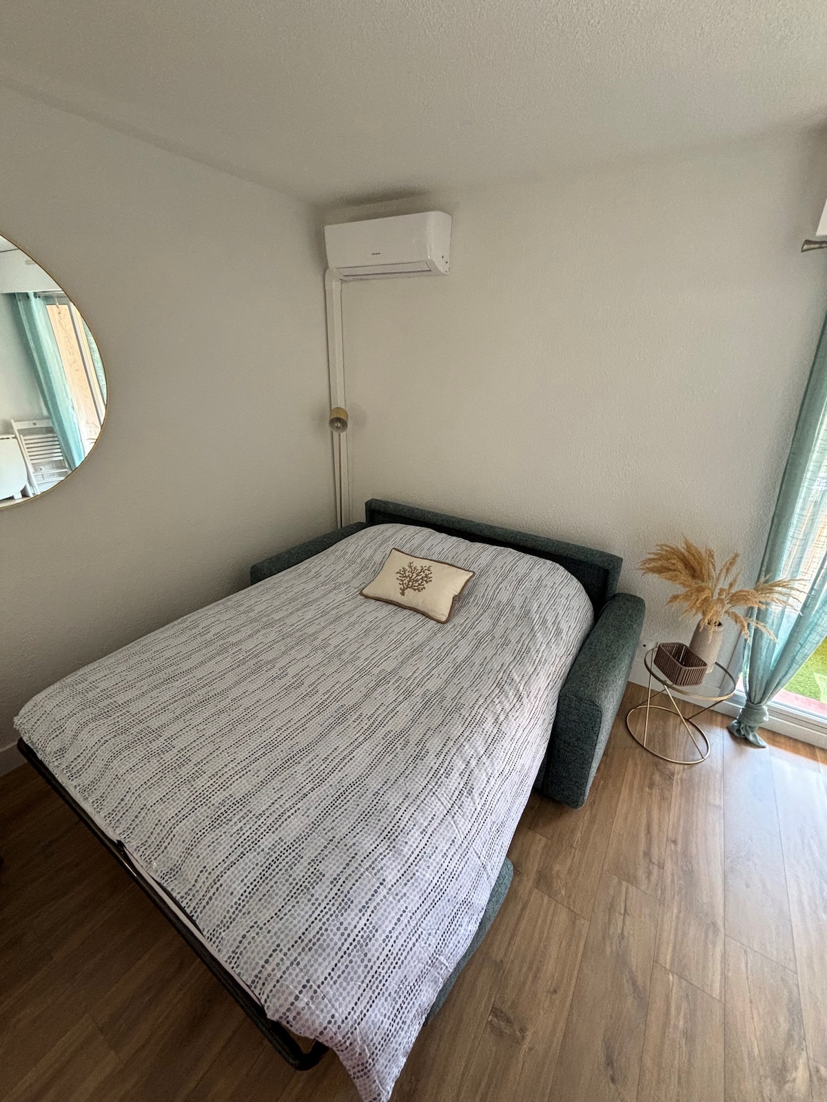 Beliebte Airbnb-Anzeige: Residence with balcony, pool and private parking in Sainte Maxime