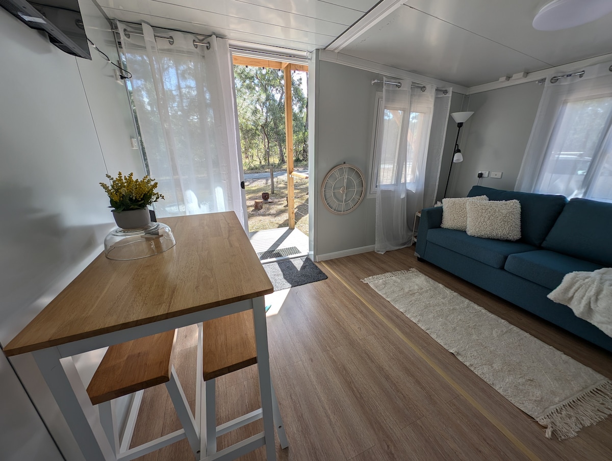 Propiedad de Airbnb exitosa: Cosy Cabin rural retreat - 10 mins from Hervey Bay en Fraser Coast Regional