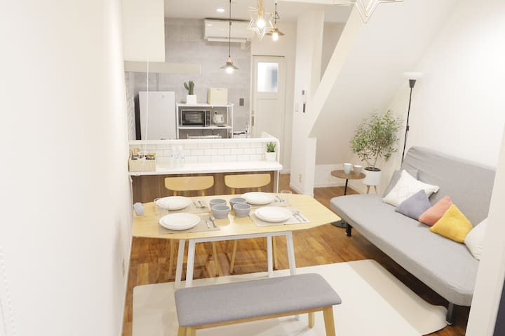 Clean house for 6, 10 min to Asakusa & Skytree