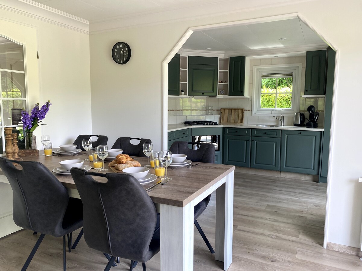 Top performing Airbnb: The Veluwe paradise. Now with a lovely hot tub. in Wijk 55 Voorthuizen