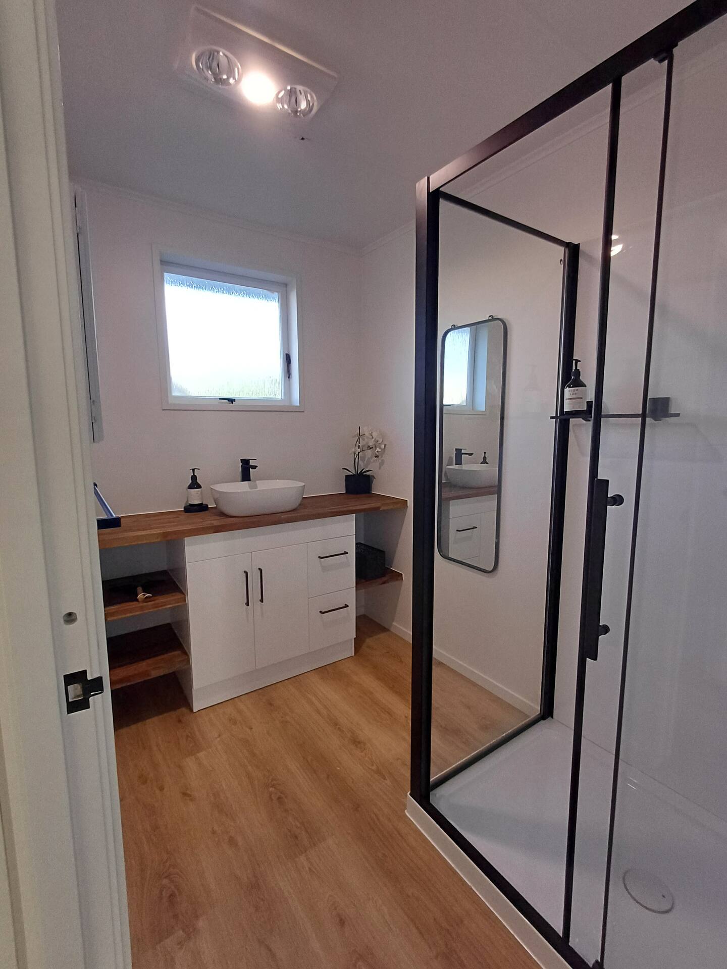 Stylish Central Home 5