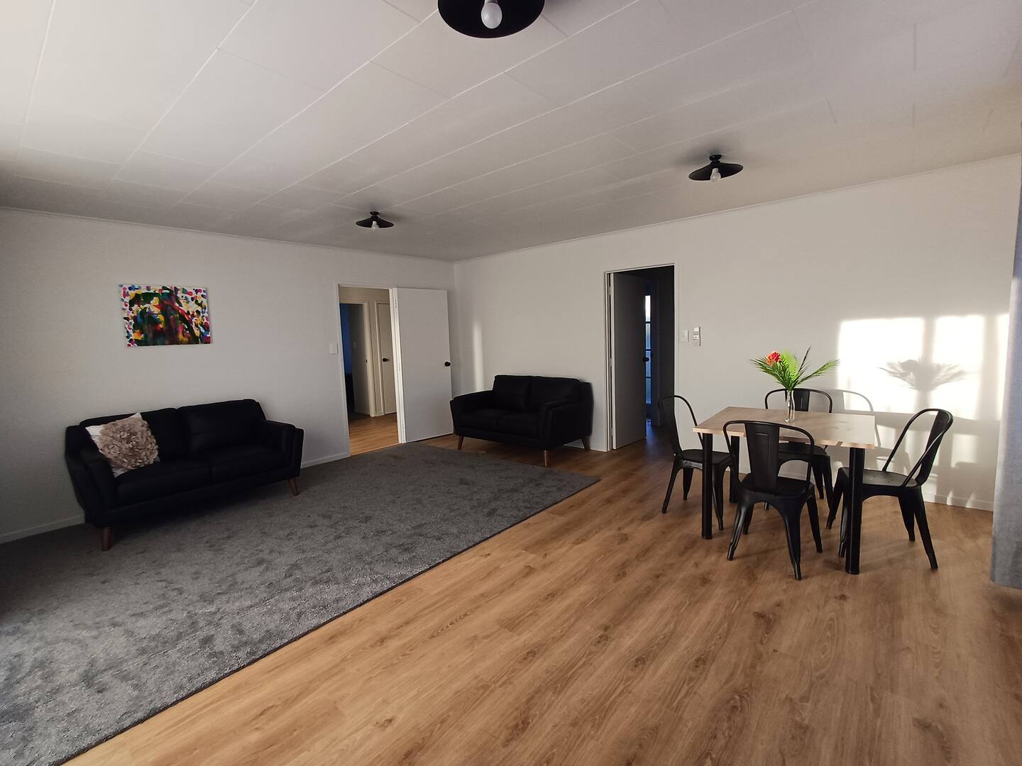 Stylish Central Home 1
