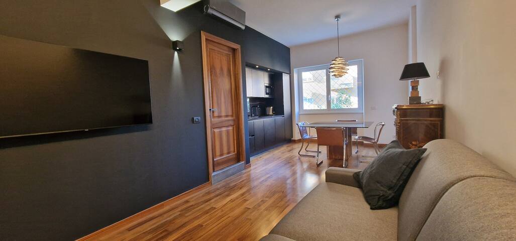 Nox Romana | 2 communicating apartments gallery image 3