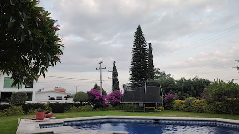 Quiet Refuge: Large, Swimming Pool Already Heated