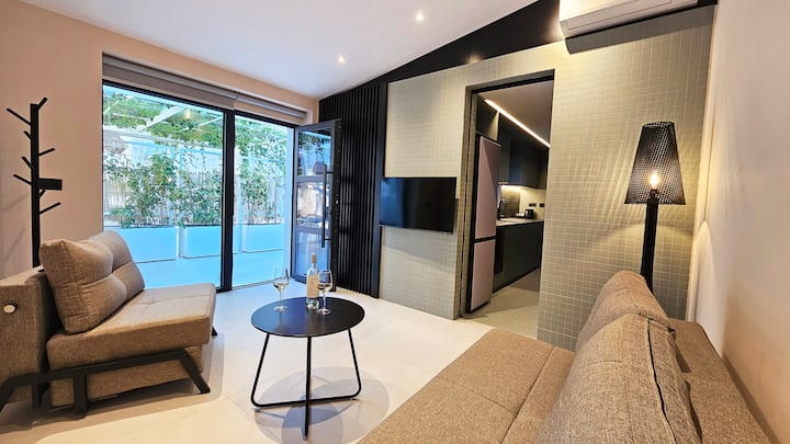 ΜInt Contemporary Living - Rhodes