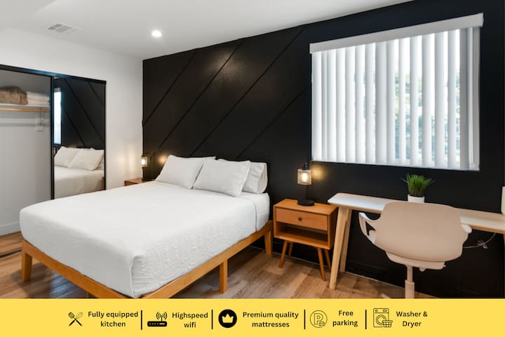 Stylish MidCity Home Near USC