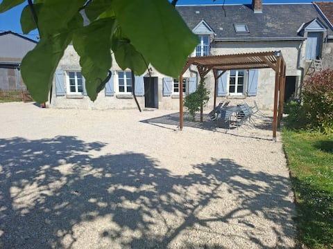 Rural gîte in the heart of the Loire castles