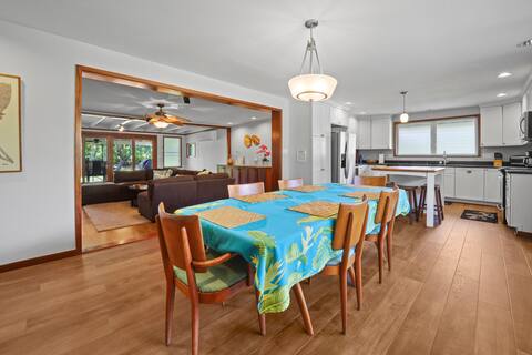 Beautiful Beach House 3 bd, Private,A/C