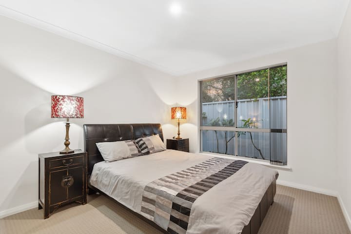 საძინებელი 2