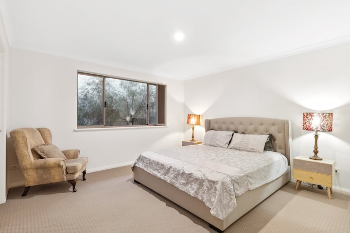 საძინებელი 1