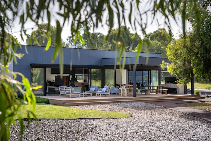 The Tempest I Private Properties