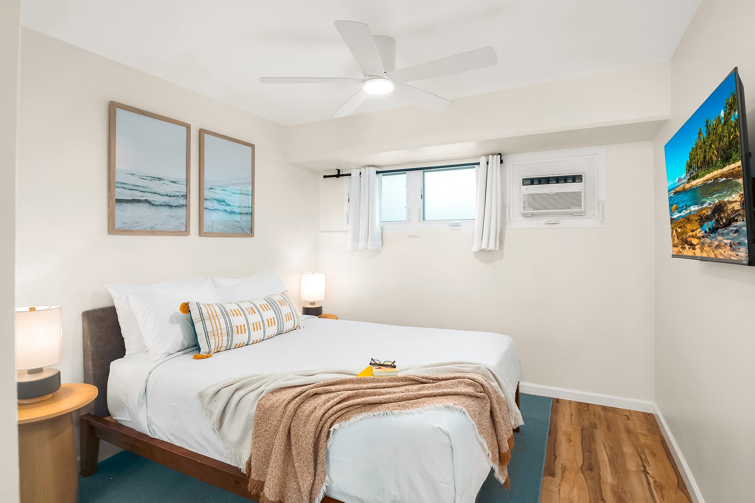 Condo in Honolulu · ★4.83 · 2 bedrooms · 3 beds · 2 private baths - Image 35