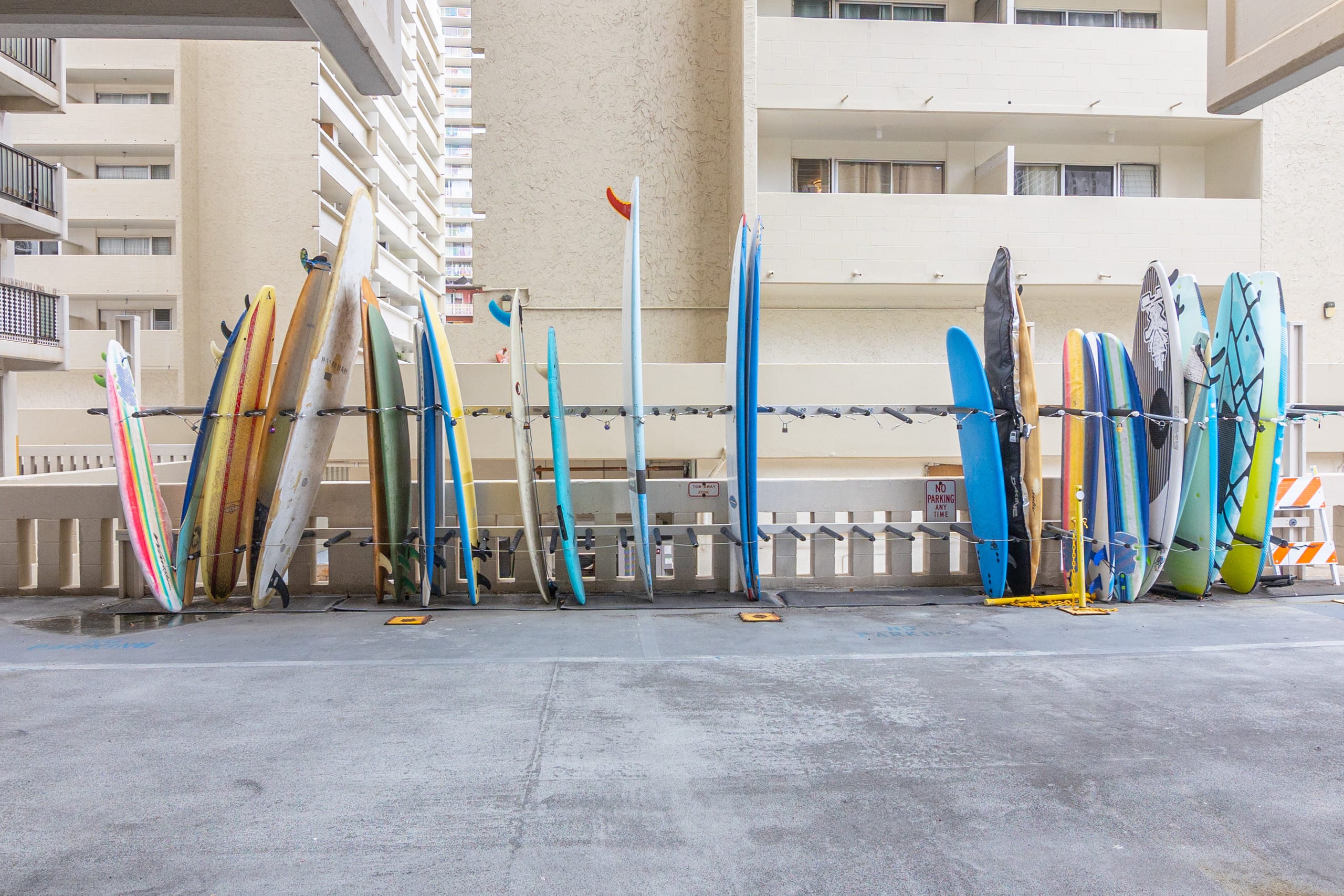 Condo in Honolulu · ★4.83 · 2 bedrooms · 3 beds · 2 private baths - Image 62