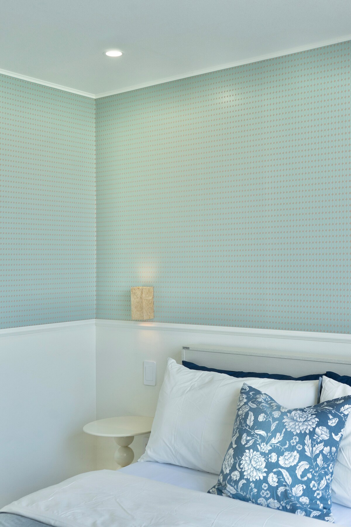 საძინებელი 13