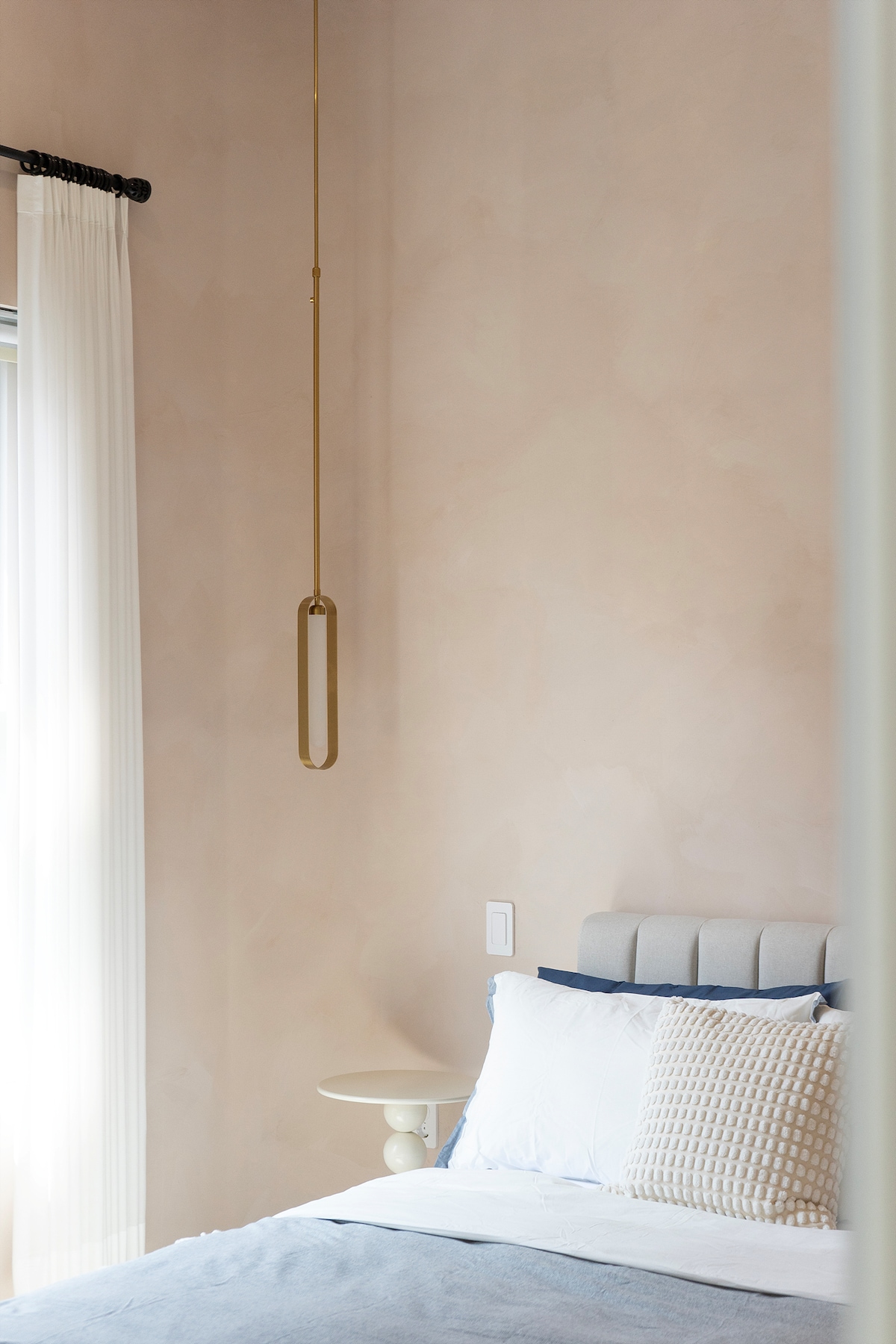 საძინებელი 8