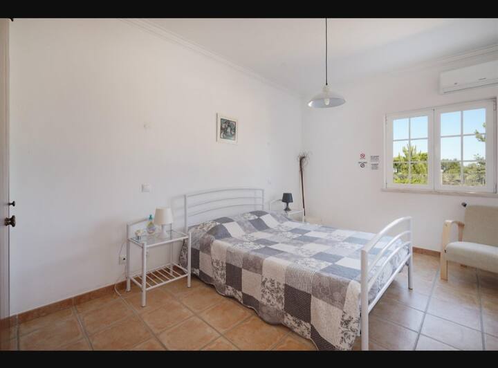 საძინებელი 4