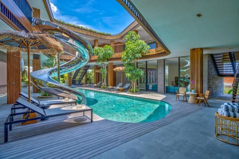 Akashi Residence: 6-Bedroom, Slide, Ice Bath, Gym