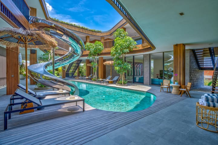 Akashi Residence: 6-Bedroom, Slide, Ice Bath & Gym