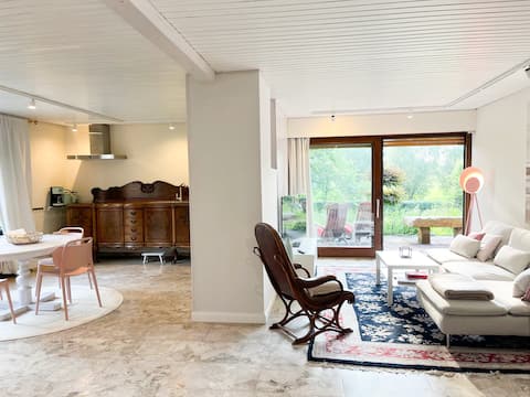 Apartment with a flower meadow & view