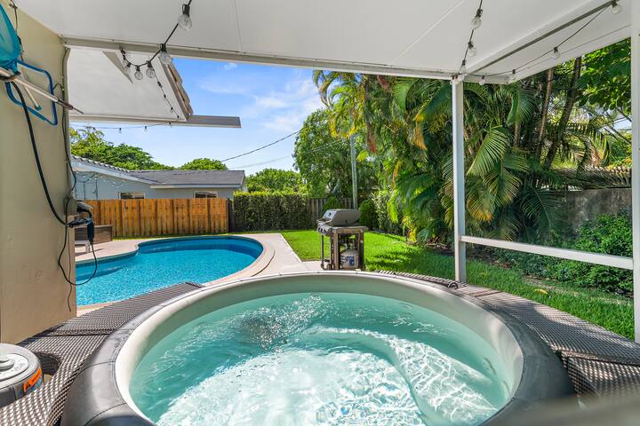 Kid Amenities| Heated Salt Pool+Spa| Near Beach gallery image 5