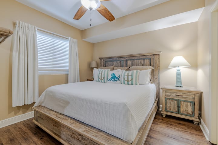 Imagine yourself drifting off to sleep in this comfortable king-size bed.