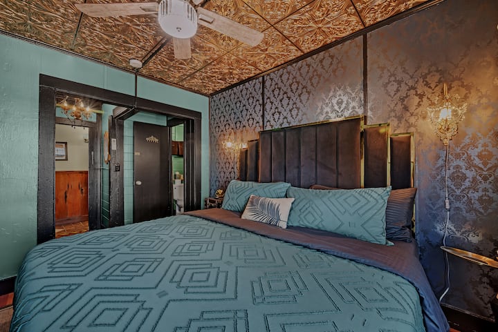 საძინებელი 8